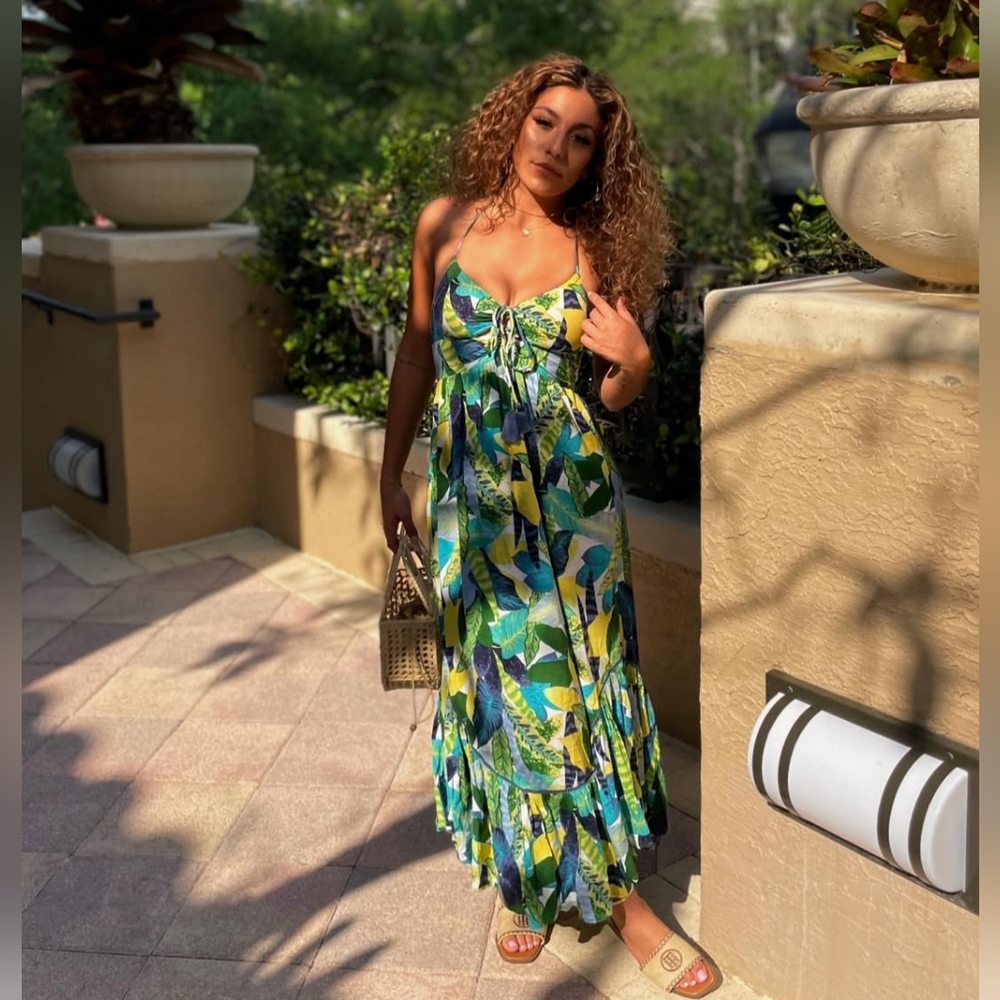 NWOT Aerie Paradise Palm Print Beach Cut Out Maxi Dress - Medium